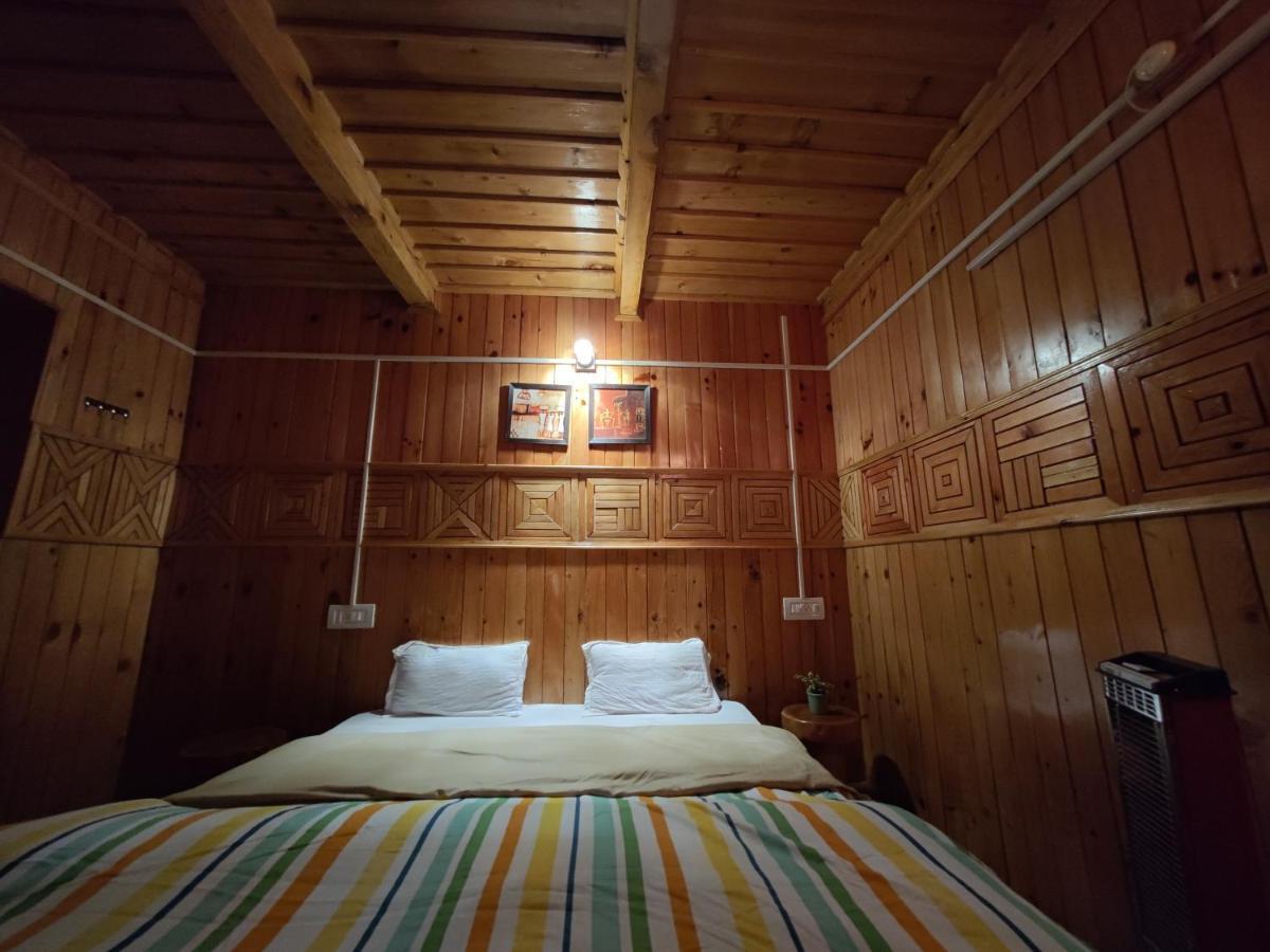 Freebird Nest Jibhi Hotel Екстериор снимка
